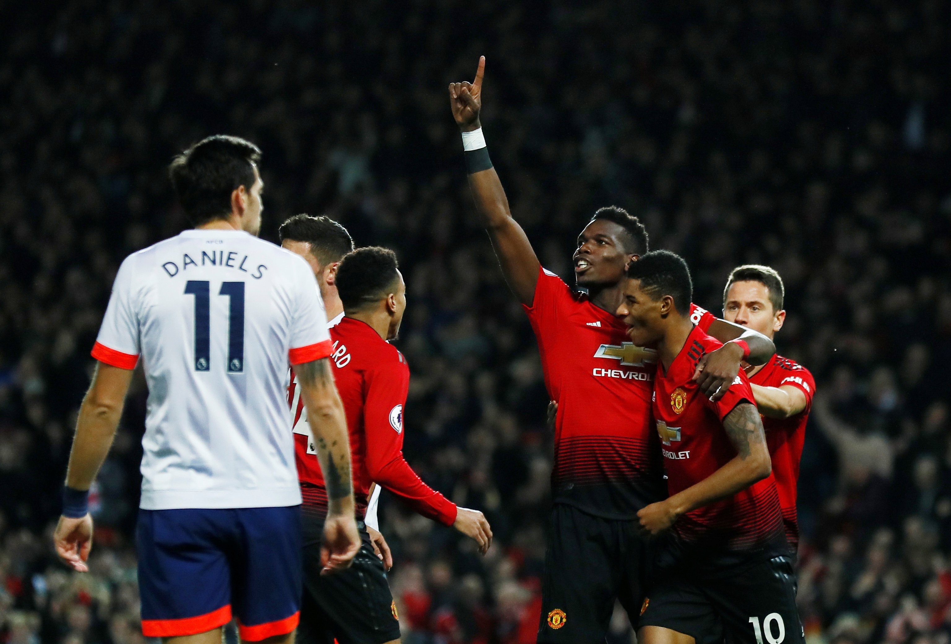 巴萨开始重 巴萨开始重